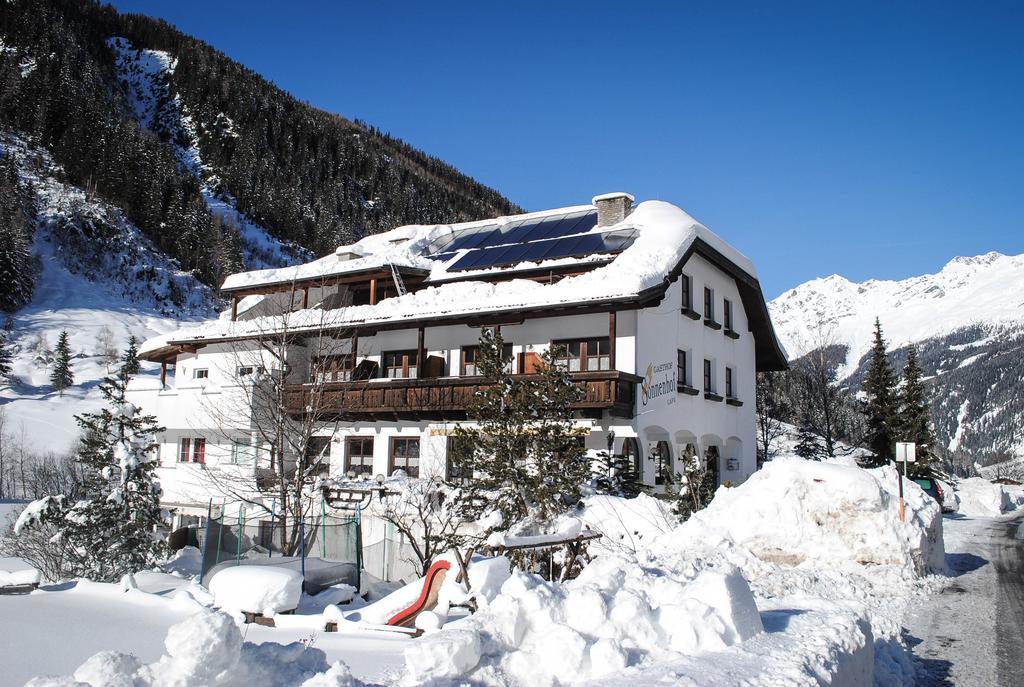 Sonnenhof - Apartments&Zimmer Kaunertal Exterior foto