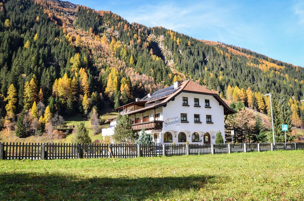 Sonnenhof - Apartments&Zimmer Kaunertal Exterior foto